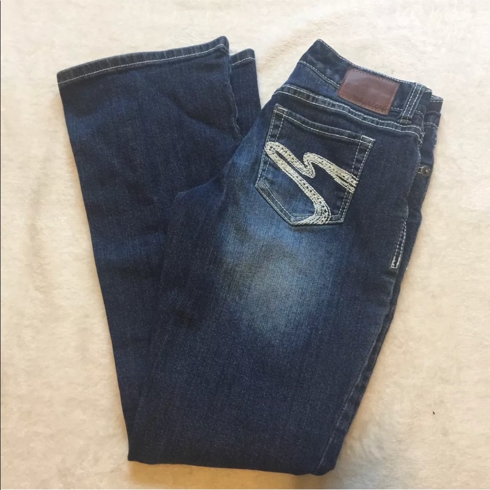 Maurices Dark Wash Boot Cut Jeans Size 1/2